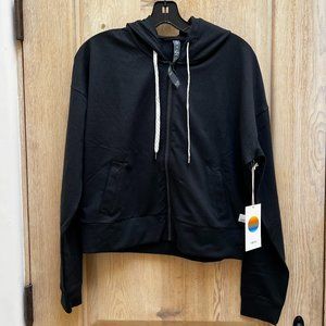 NWT Vuori — Granite Cropped Hoodie — Black Heather —Size Medium